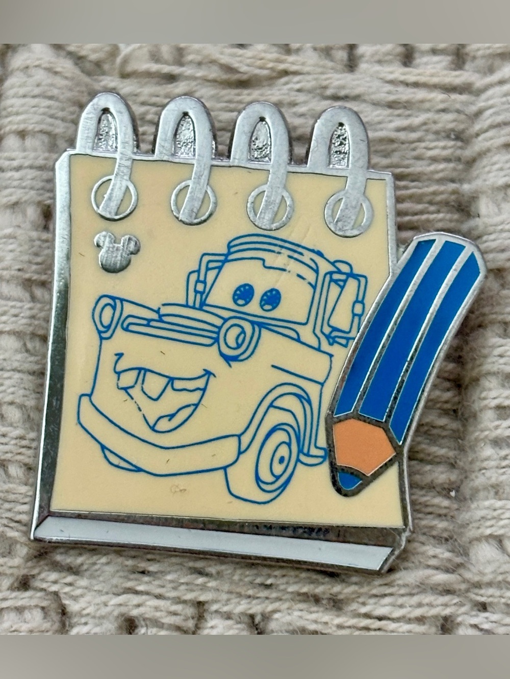 DISNEY 2014 Cars Tow Mater Character Sketch Pads Hidden Mickey Pin